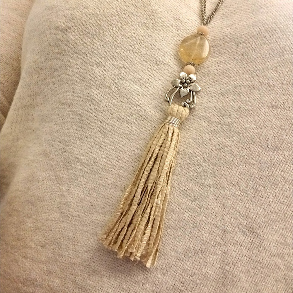HANDMADE 👑 Boho Tassel Necklace 👑